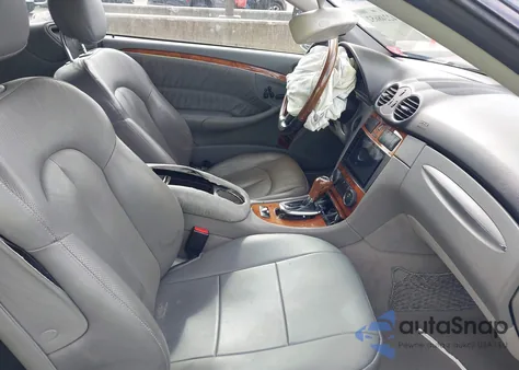 2006 Mercedes-Benz Clk 500 из США, поврежденный, VIN WDBTK75G66T071327